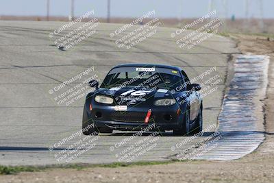 media/Feb-24-2024-CalClub SCCA (Sat) [[de4c0b3948]]/Group 1/Race (Outside Grapevine)/